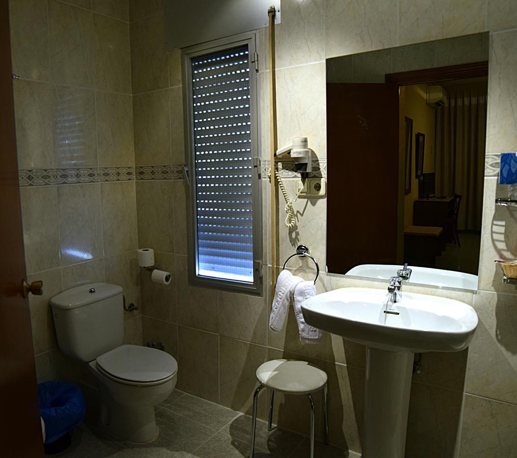 Hotel Mercedes Aranjuez Bagian luar foto